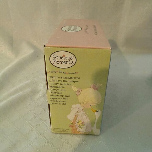 2004 Precious Moments 4 Piece Nativity Figurine Set - Picture 7 of 8